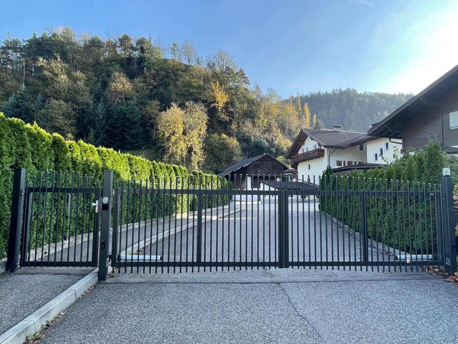 Hotel Bischofhof - Bistro Jasmin Chiusa Eksteriør billede